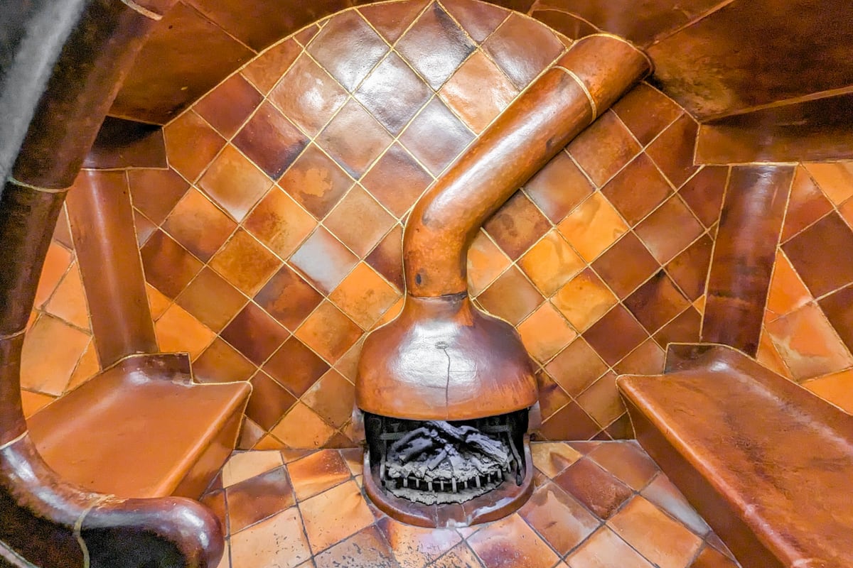 Cheminée en champignon dans la Casa Batlló de Barcelone